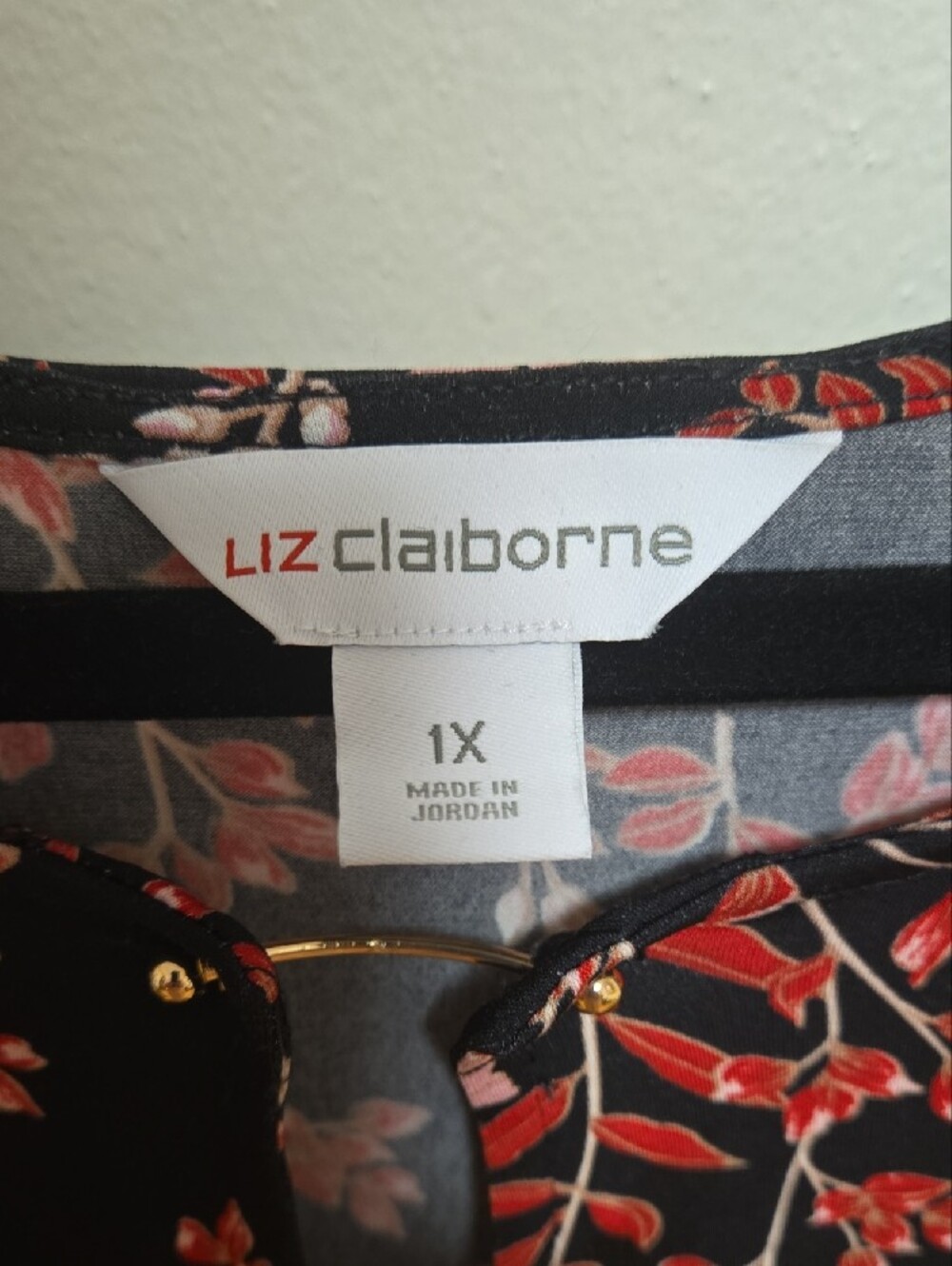 Liz Claiborne Black Floral Keyhole Ruffled-Sleeve Blouse - Picture 2 of 6